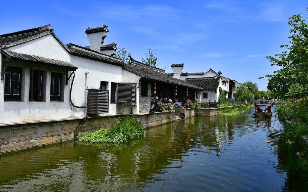 《要久久爱》慢热起步，杨紫能否再发挥扛剧能力